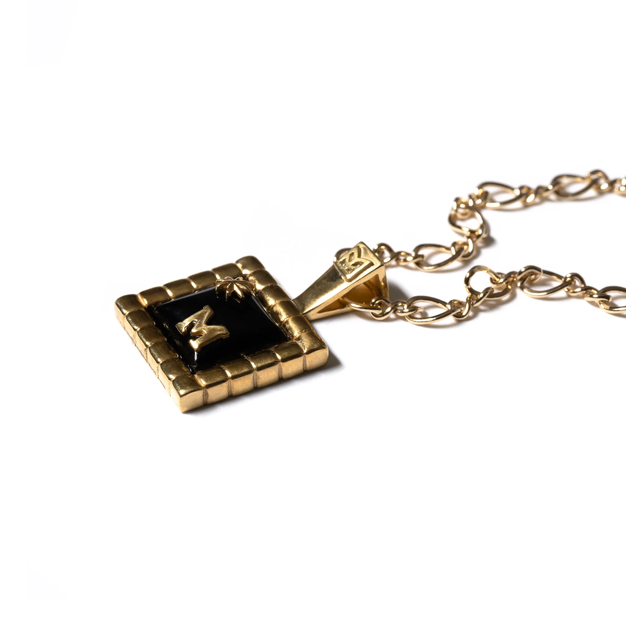 MAPLE-Collegiate-Pendant-Gold-Onyx-2.jpg