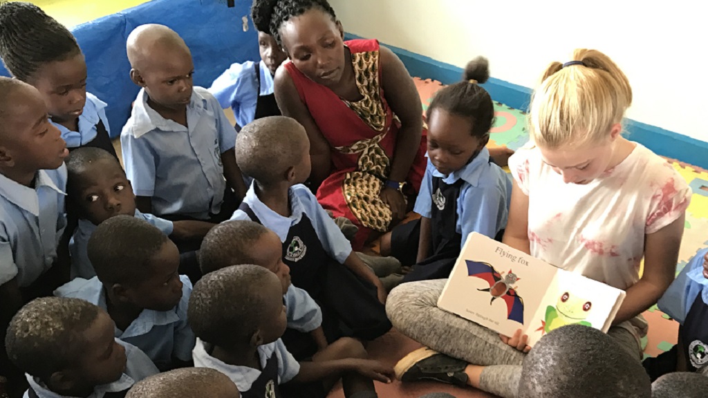 Bronte reading to some of our younger students