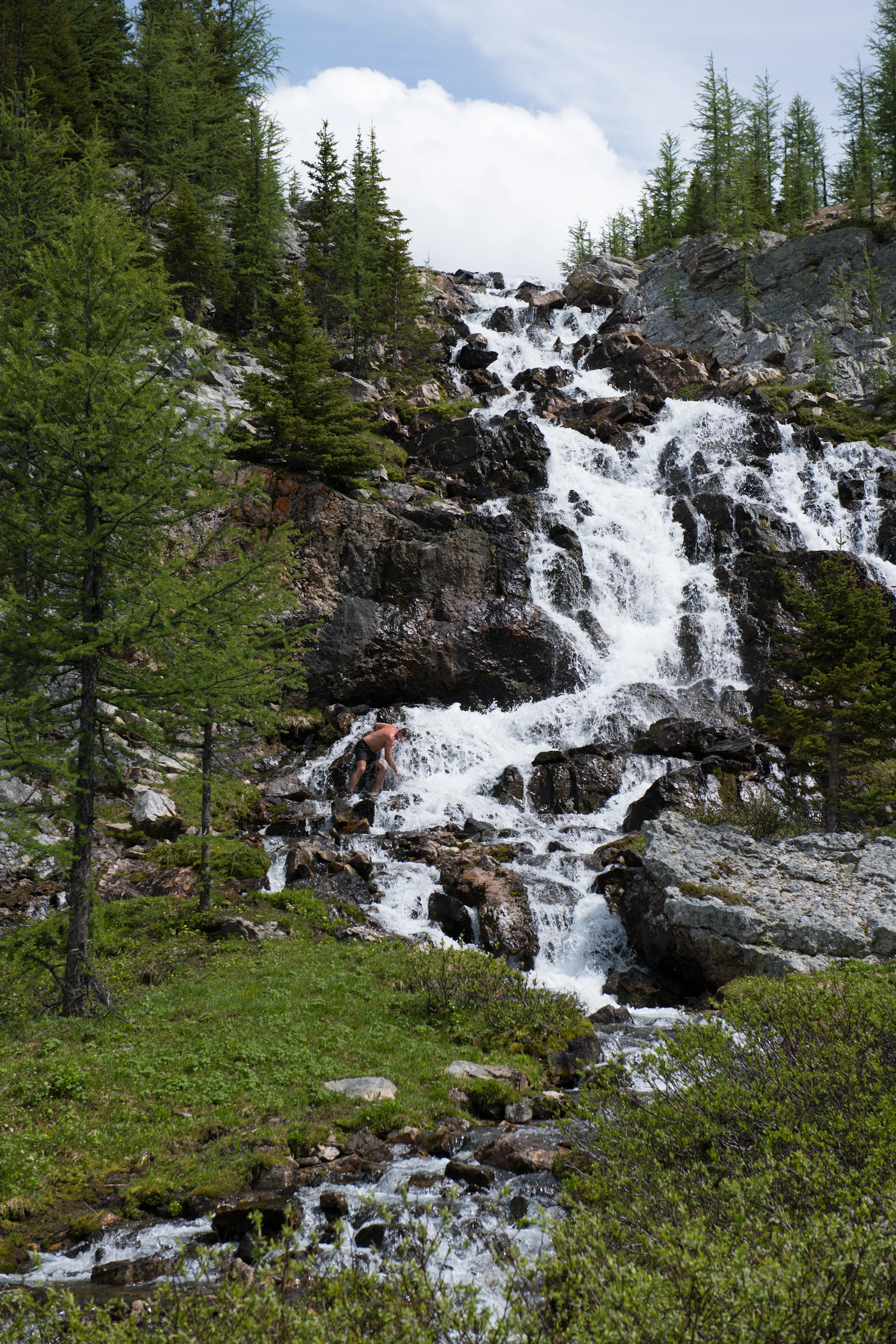 On the way to Wonder Pass