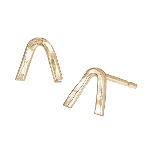 V Bar studs: Perfect for everyday wear, giftable, good for second holes and multiple piercings