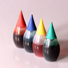 In Roman civilization people used saffron, beets, flowers, carrots and other natural products to color food. Dyes used in American foods today are mostly made from oil or synthetic materials. 