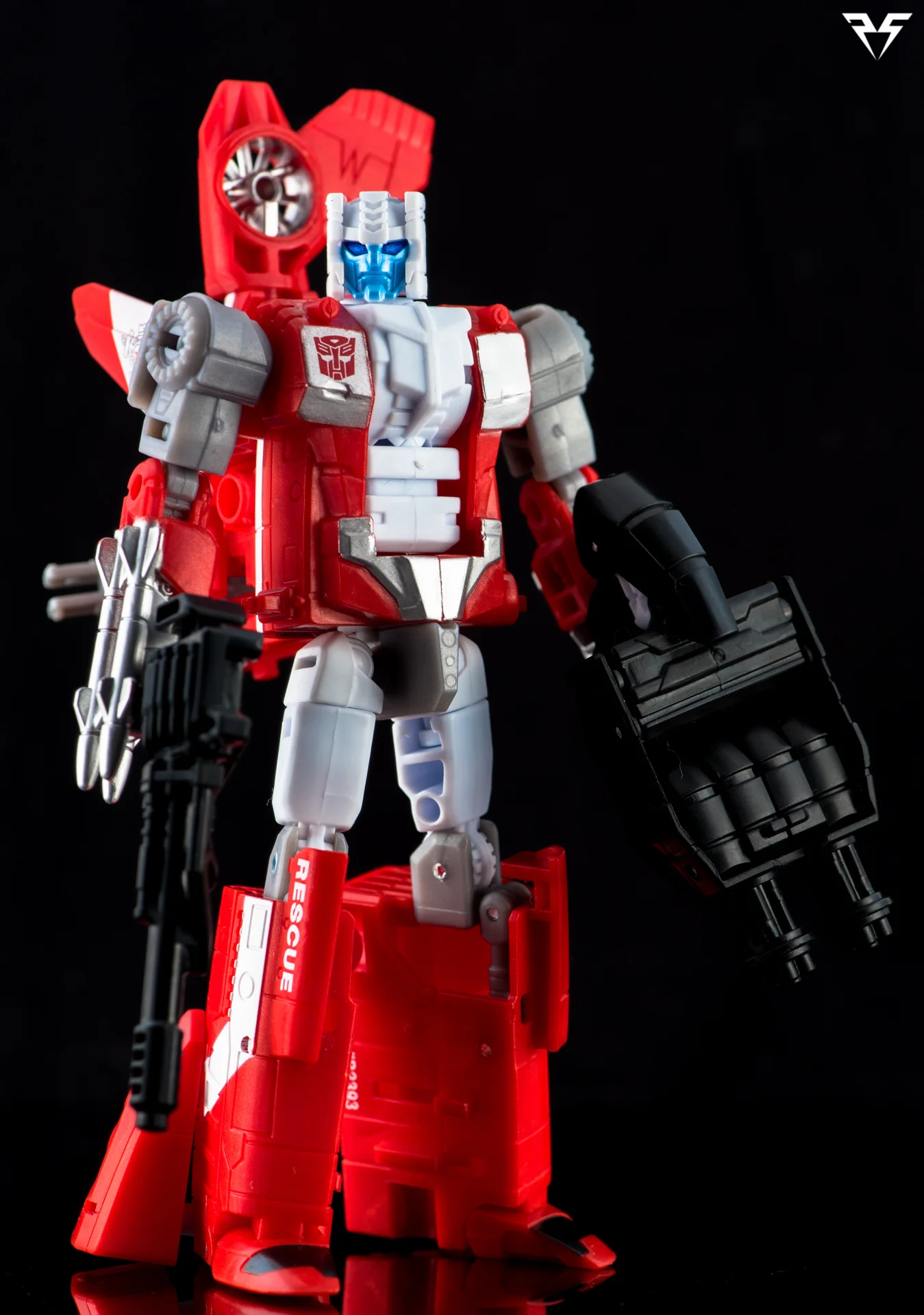 Protectobot Blades-11