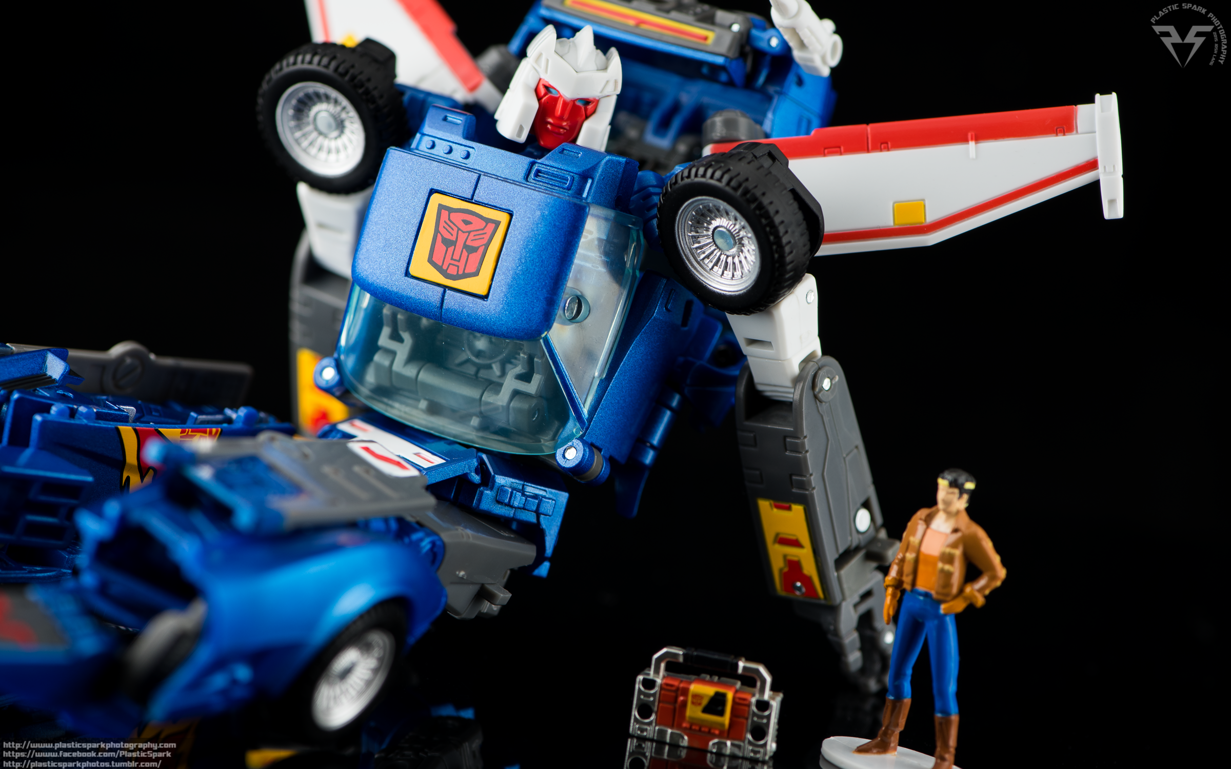 Review - MP25 Masterpiece Tracks — Plastic Spark Photography