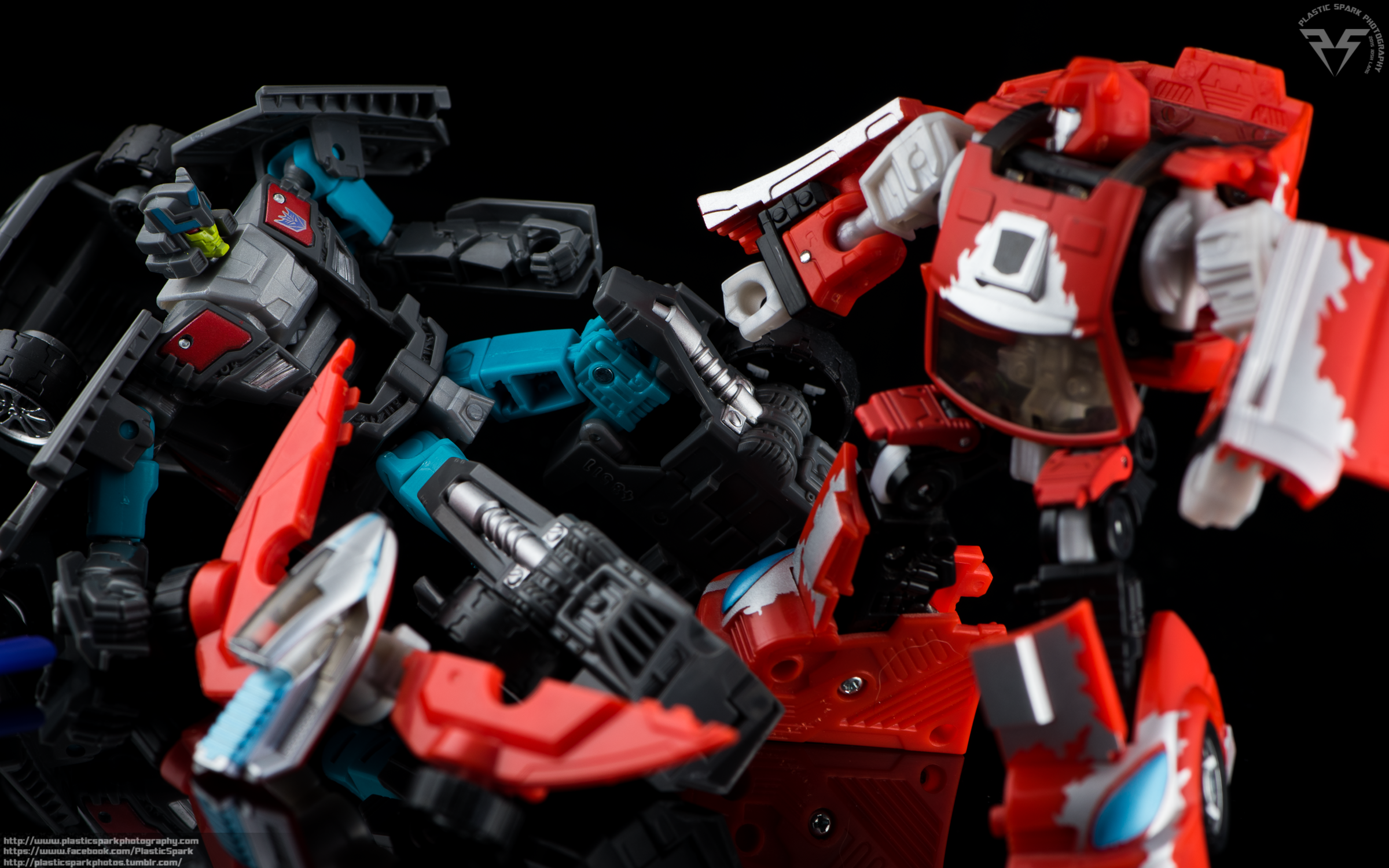 Classics-Cliffjumper-(10-of-17).png