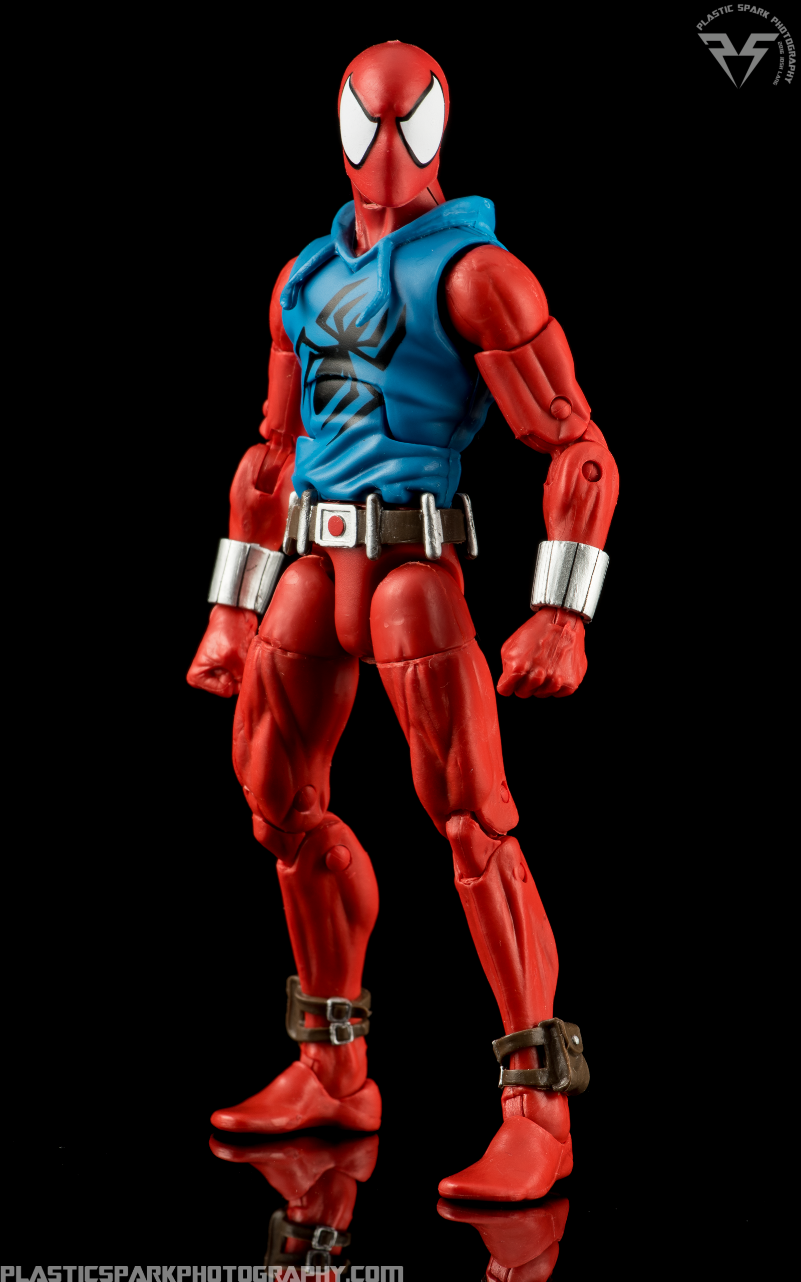 Mini Review Marvel Legends Scarlet Spider Plastic Spark Photography