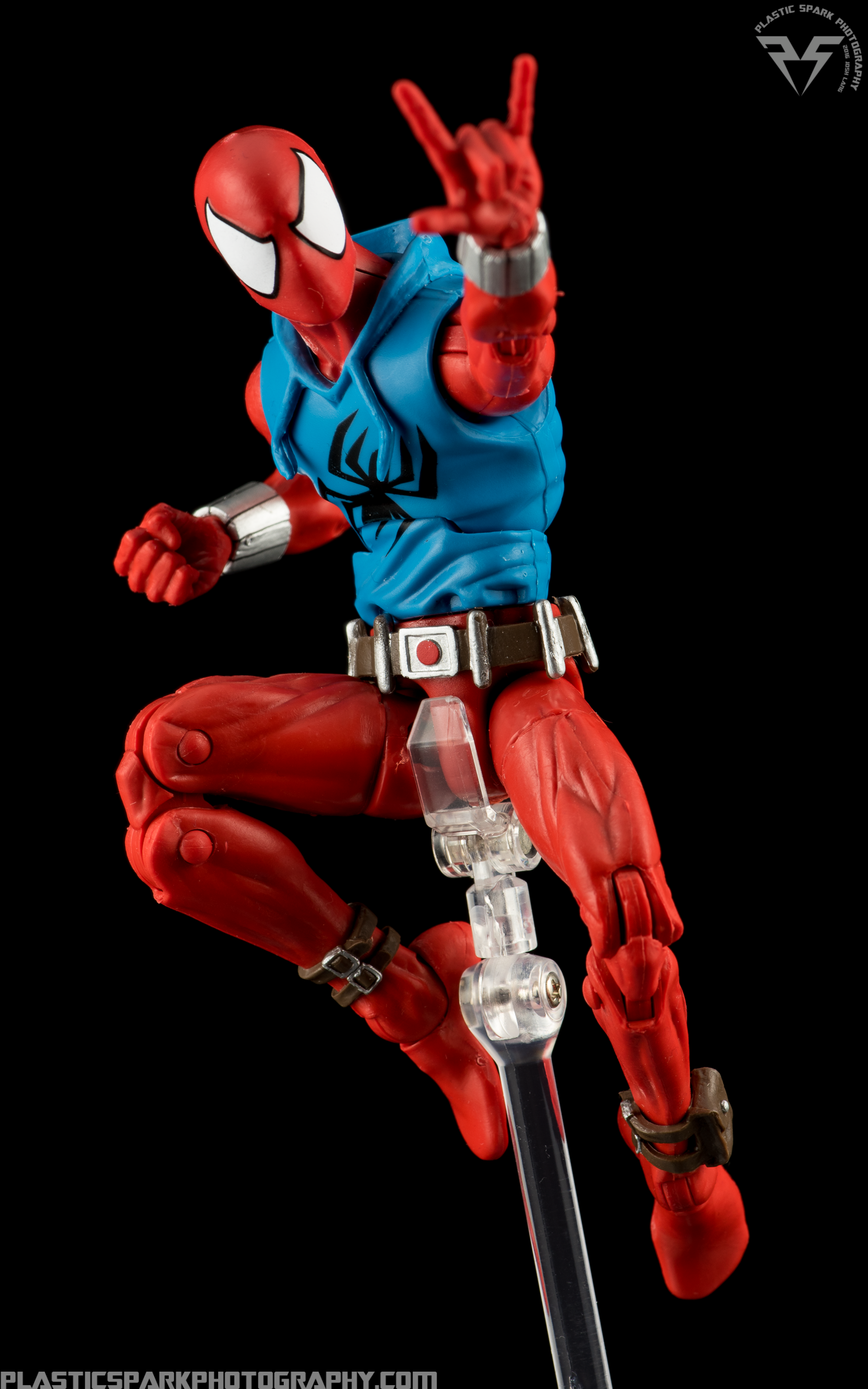 Mini Review Marvel Legends Scarlet Spider — Plastic Spark Photography