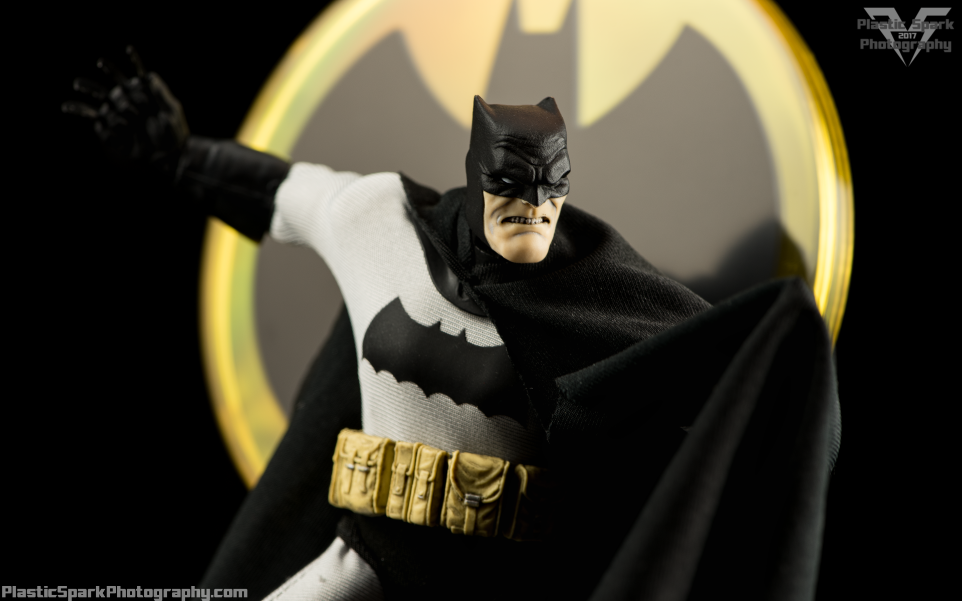 Review - Mezco Toyz One:12 Collective - Batman (The Dark Knight