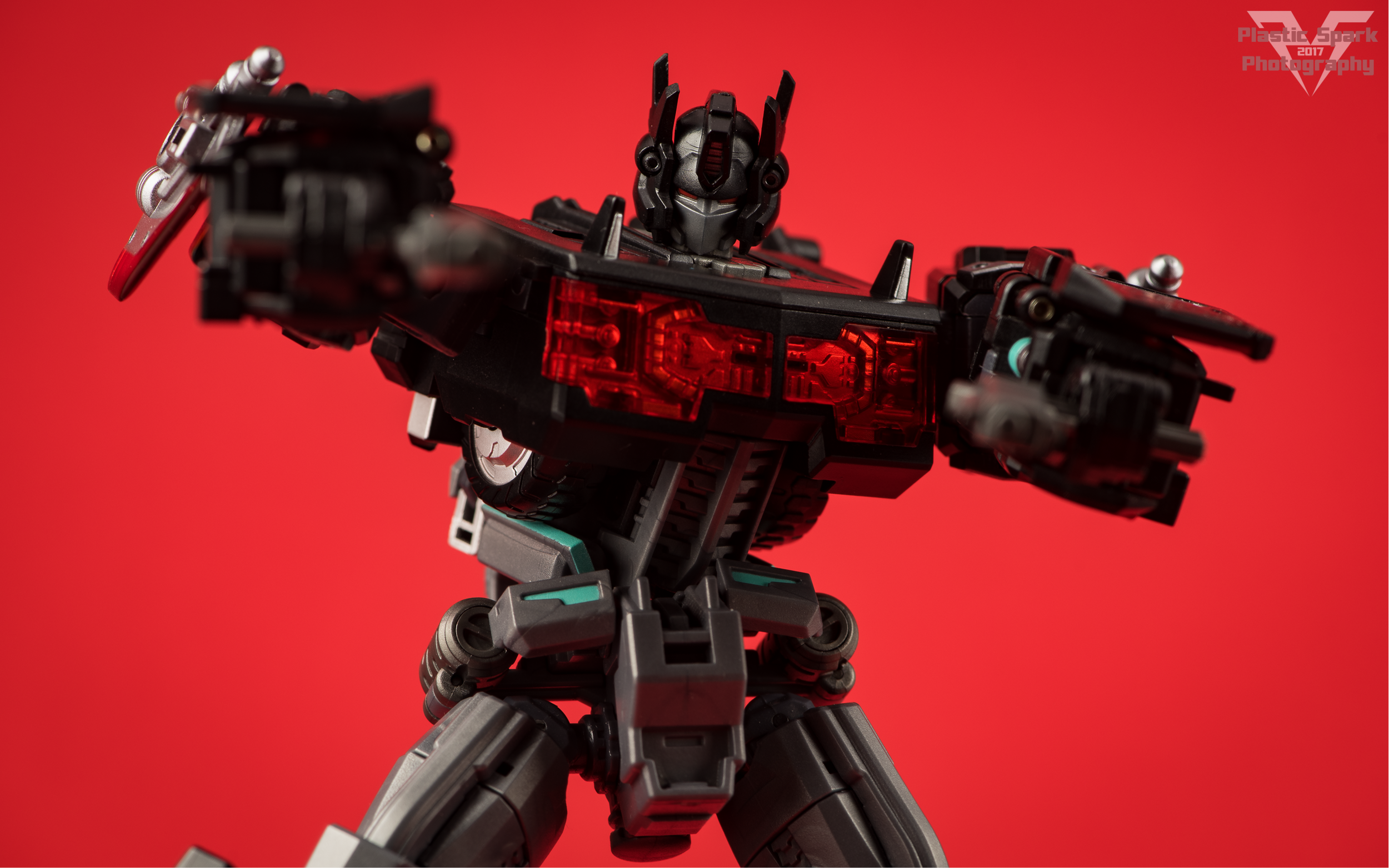 Gallery - Maketoys MTCD-01SP Striker Noir — Plastic Spark Photography