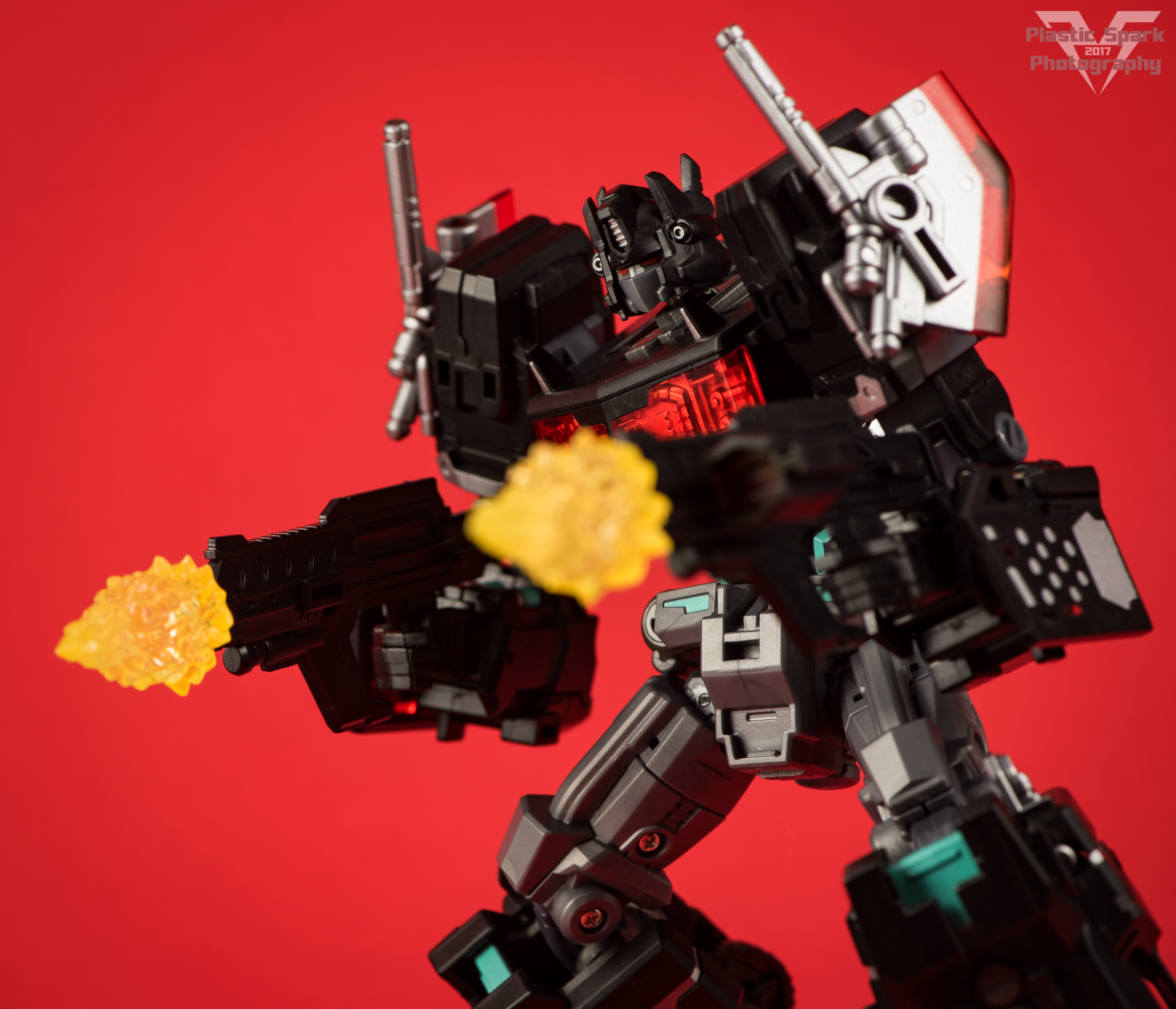 Gallery - Maketoys MTCD-01SP Striker Noir — Plastic Spark Photography