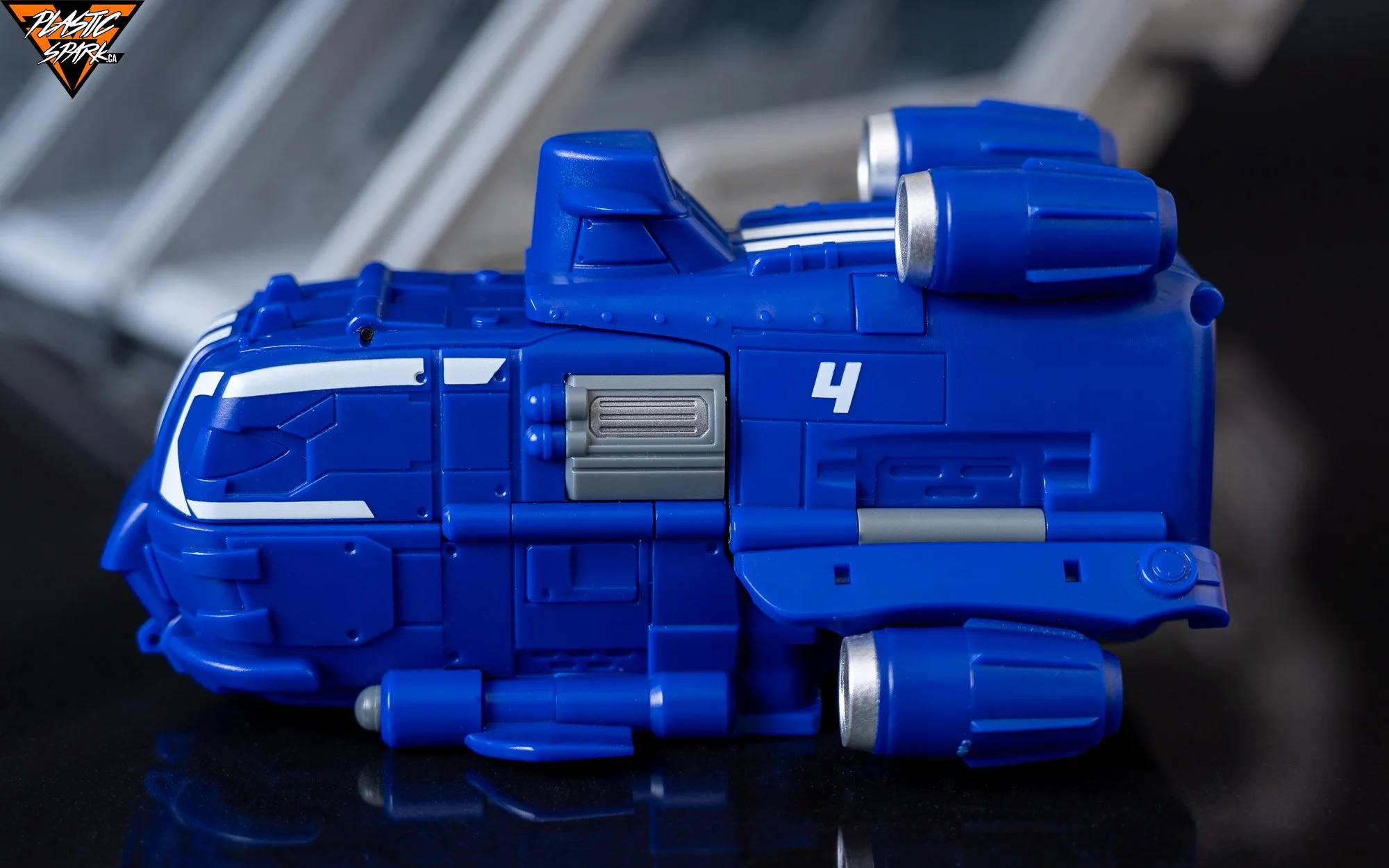 Review Fans Hobby MB18 Energy Commander — Plastic Spark Photography