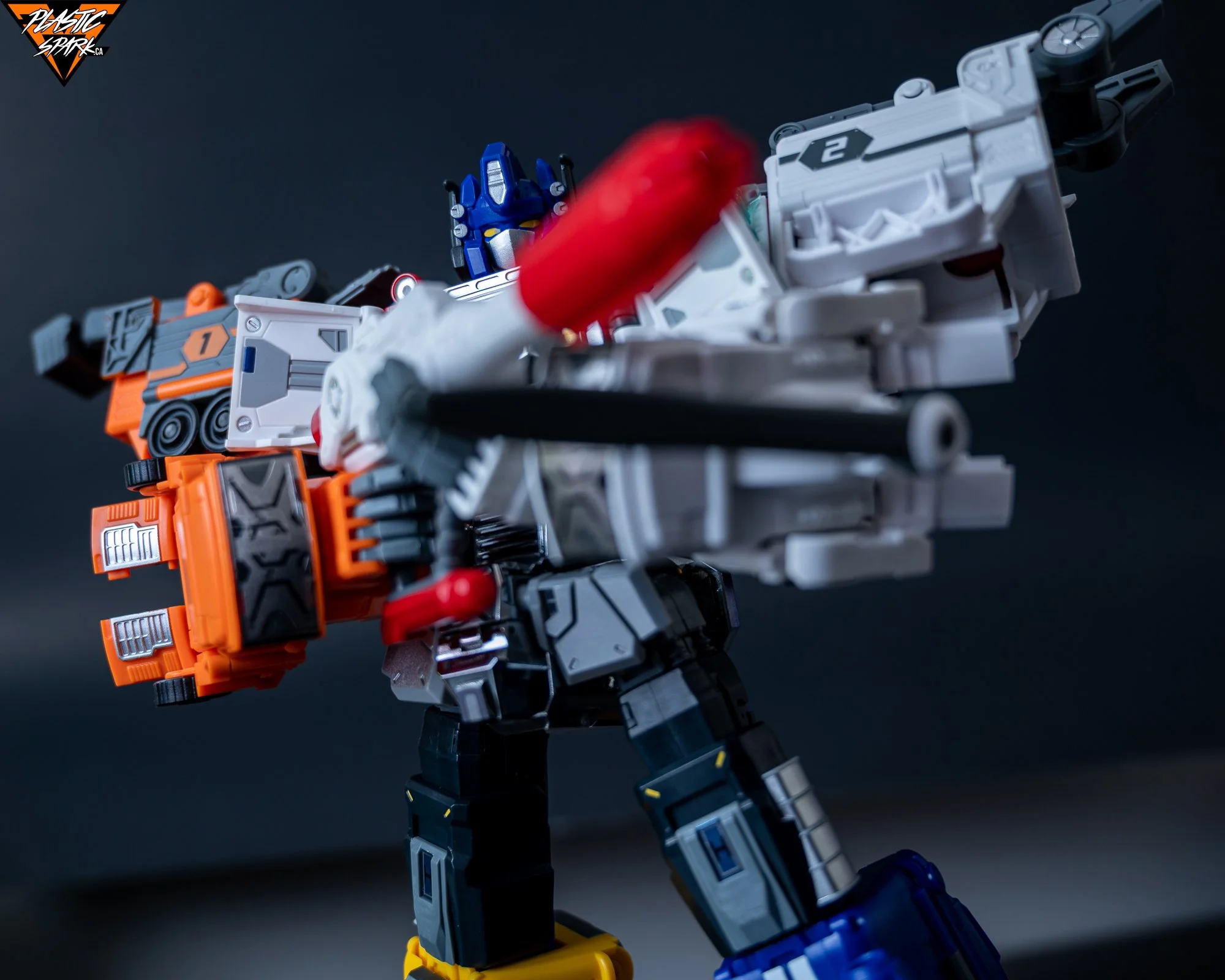 Review Fans Hobby MB18 Energy Commander — Plastic Spark Photography