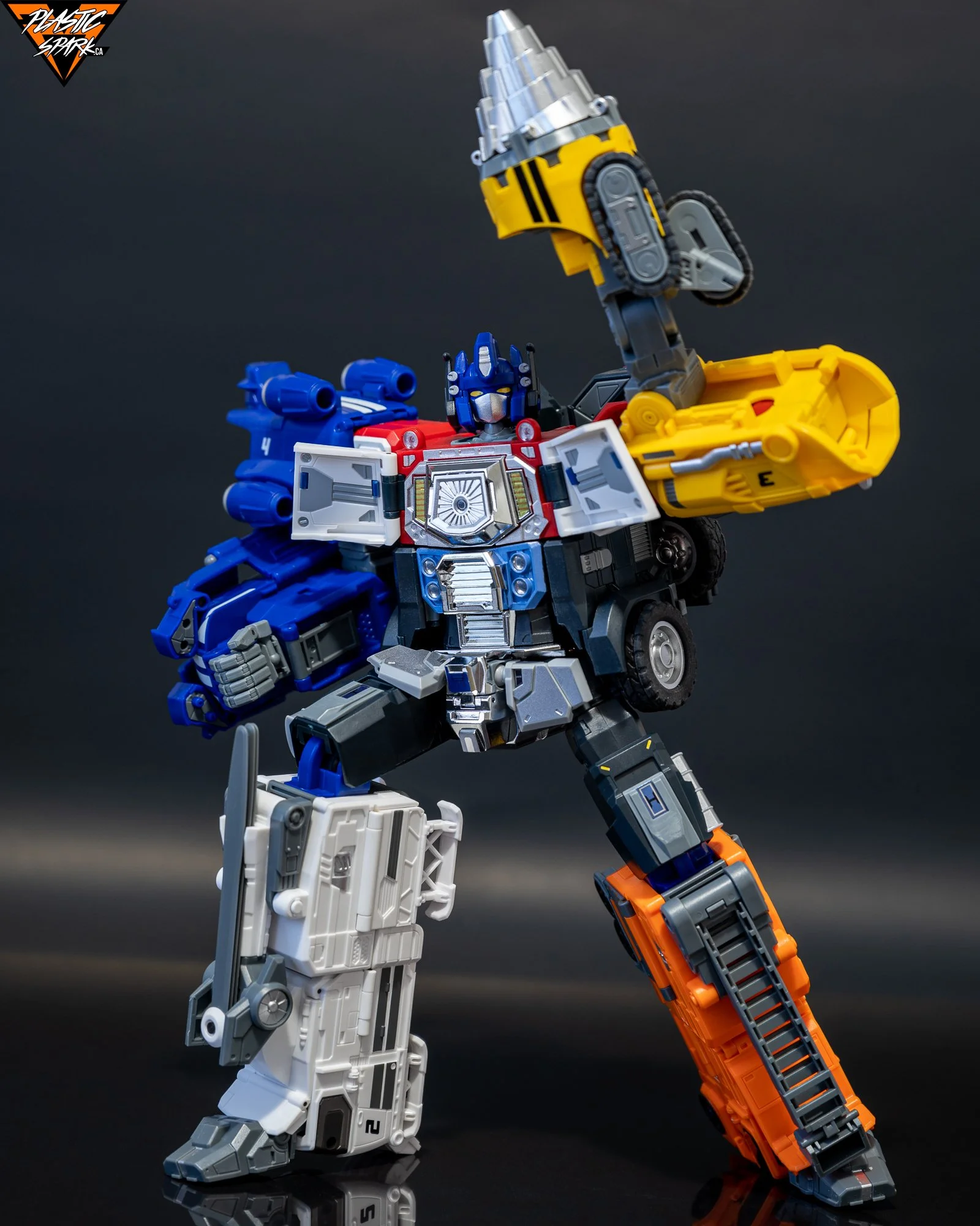 Review Fans Hobby MB18 Energy Commander — Plastic Spark Photography