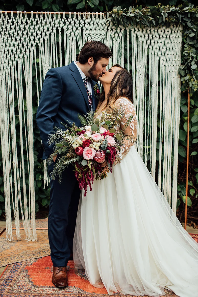 Savannah+Daniel-LoveLikeOurs-470.jpg