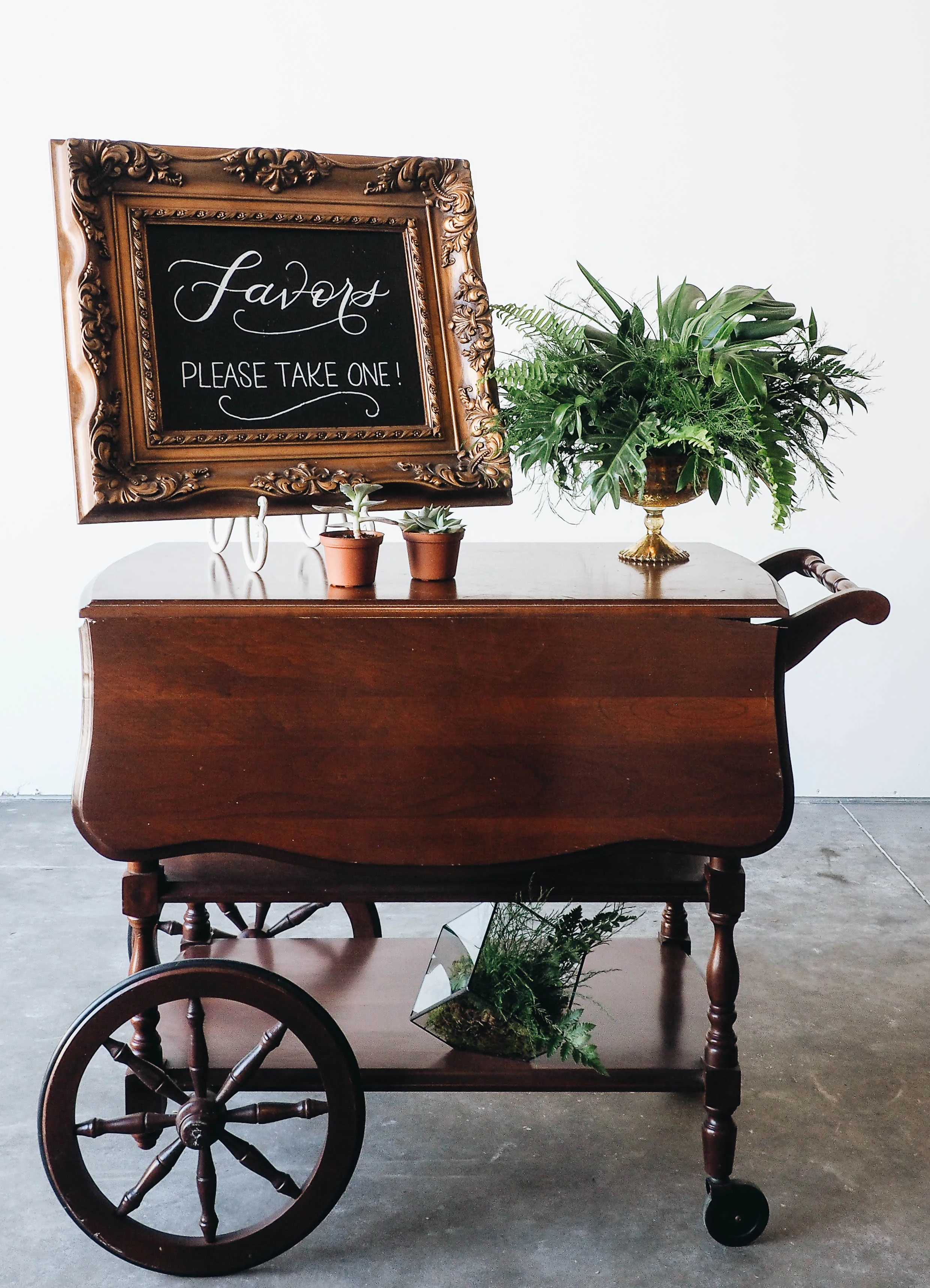 Guestbook & Favors-9.jpg