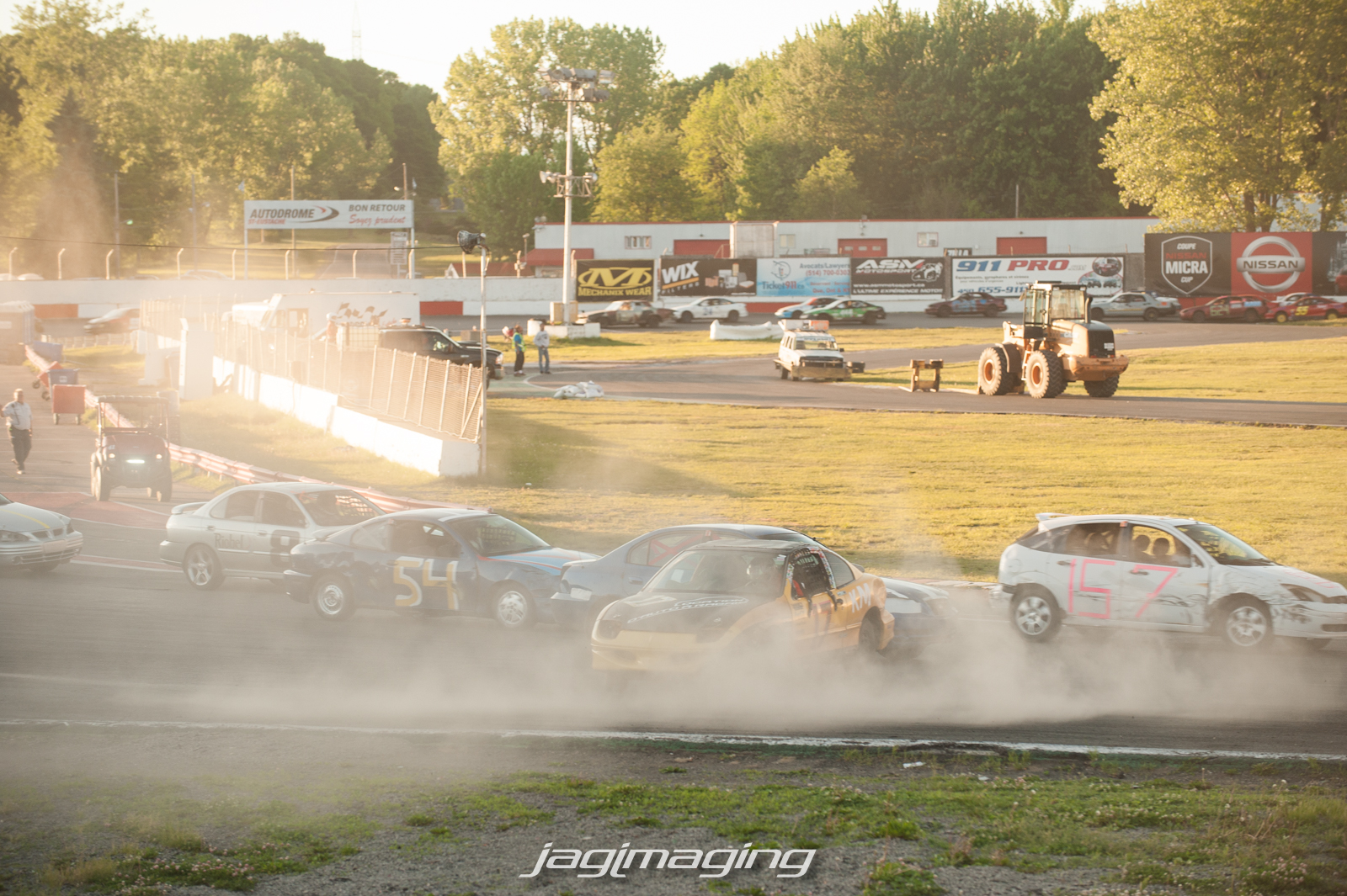 Unlike most racing, in enduro racing contact is allowed and makes for 90% of the craziness of the event.