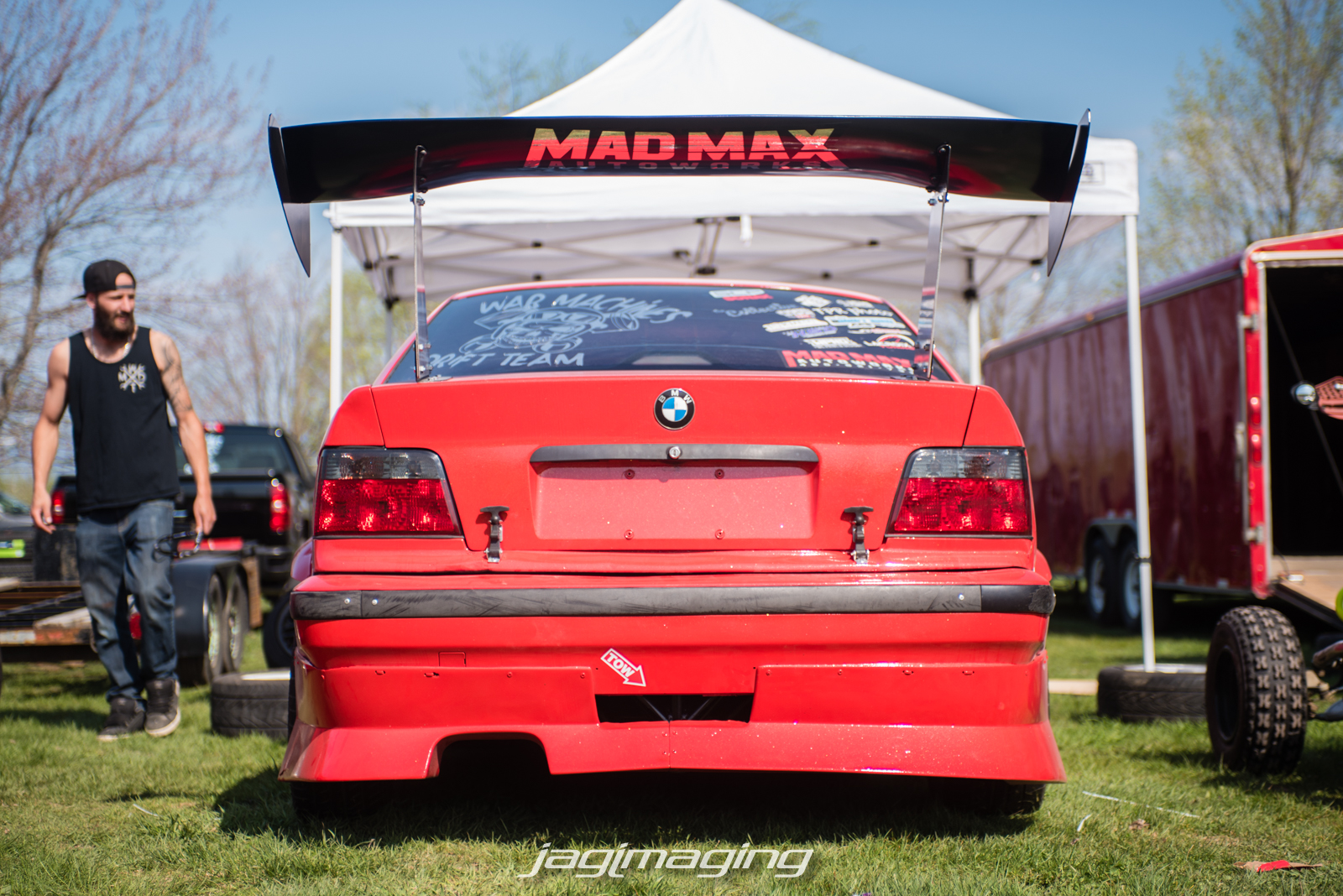 Walking around the pits you had everything from 4 door skylines, Mad Max Autoworks BMW...