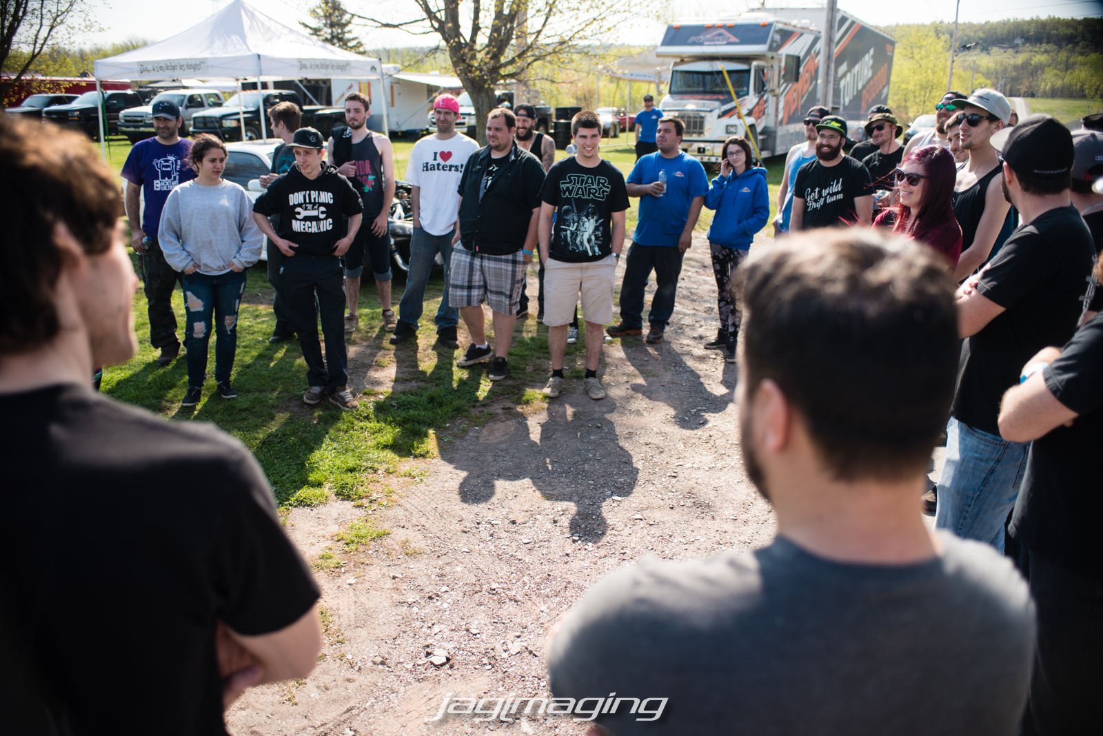 Drivers meeting time..