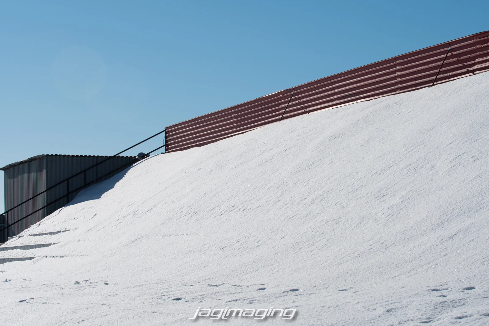 Its also neat to see how my home away from home takes on a tottaly different look during the winter. 