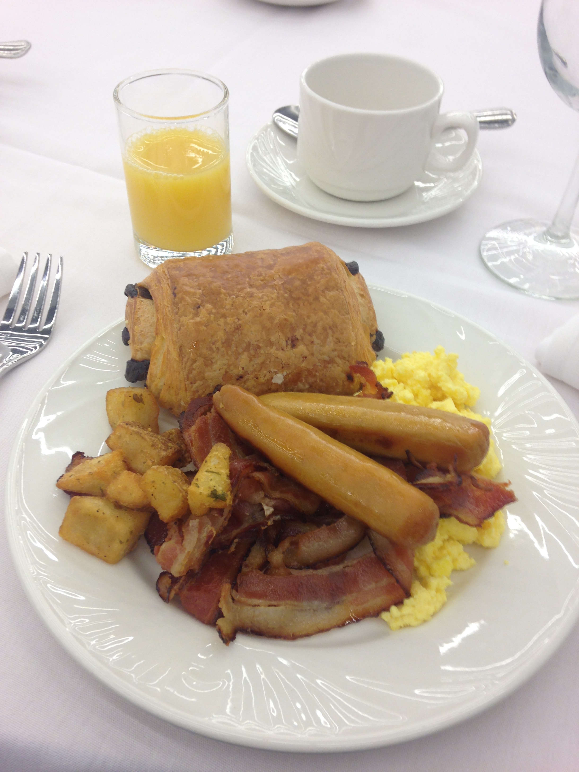 One of the best parts is the awesome free breakfast! 