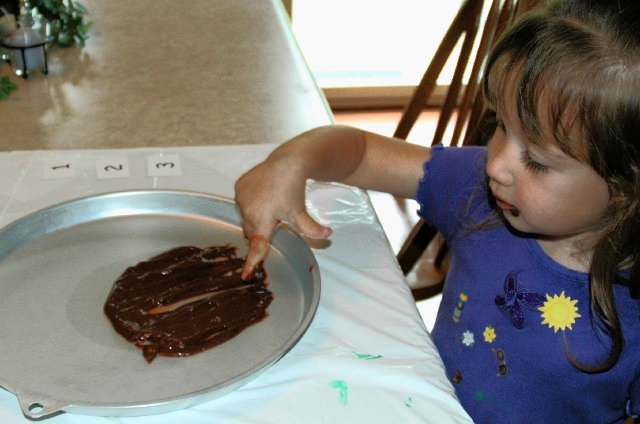 Chocolate Pudding Numeral Formation