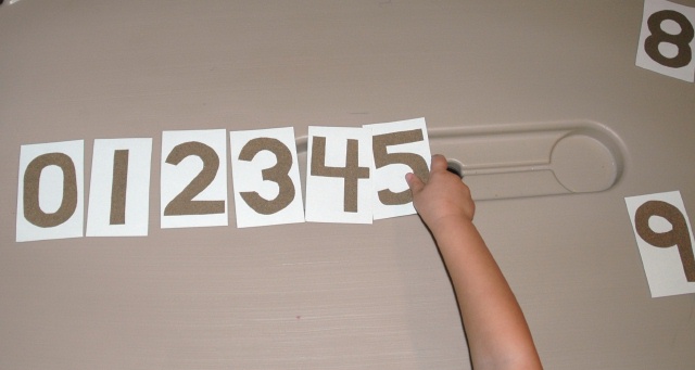 Sandpaper Numerals