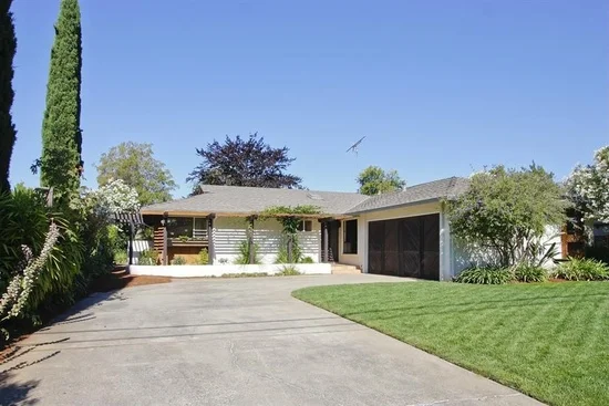 268 Alicia Way, Los Altos