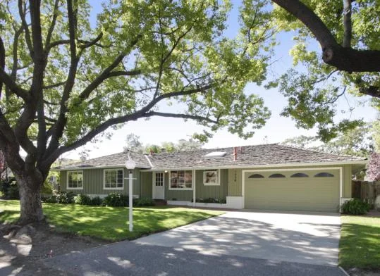 1530 Medford Drive, Los Altos
