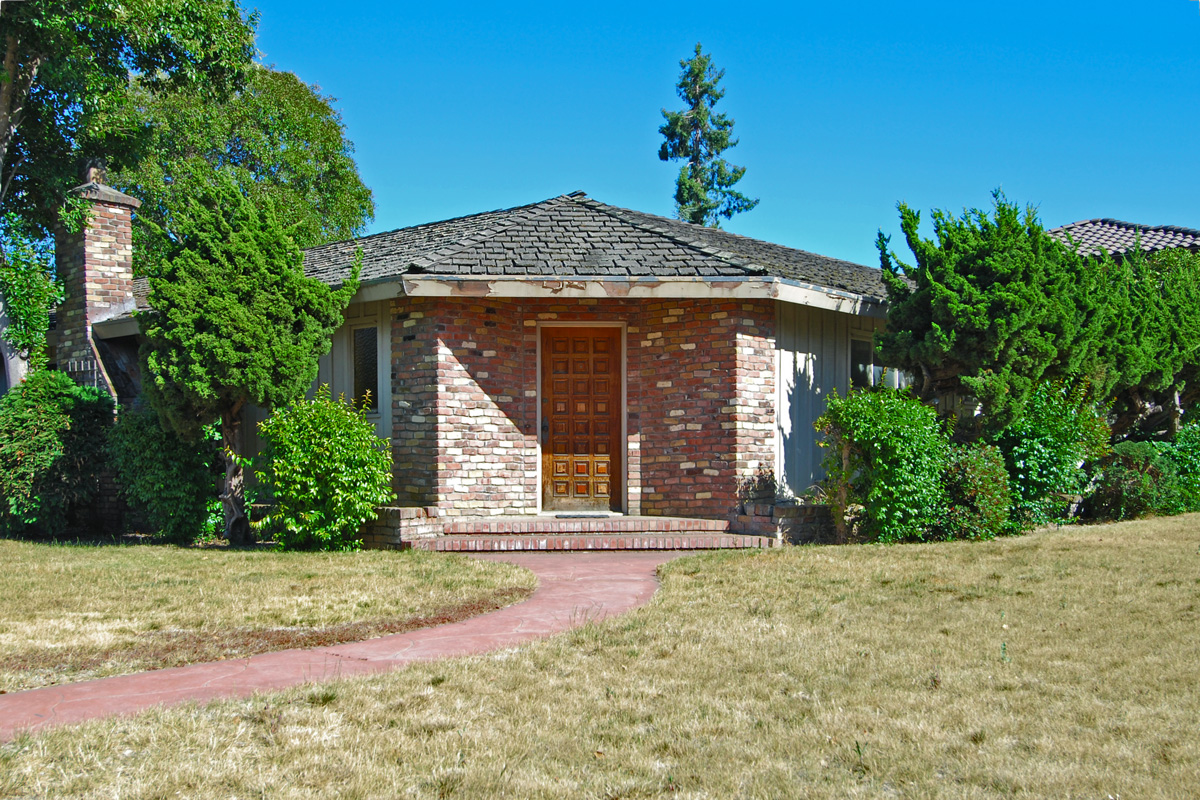 1400 Richardson, Los Altos