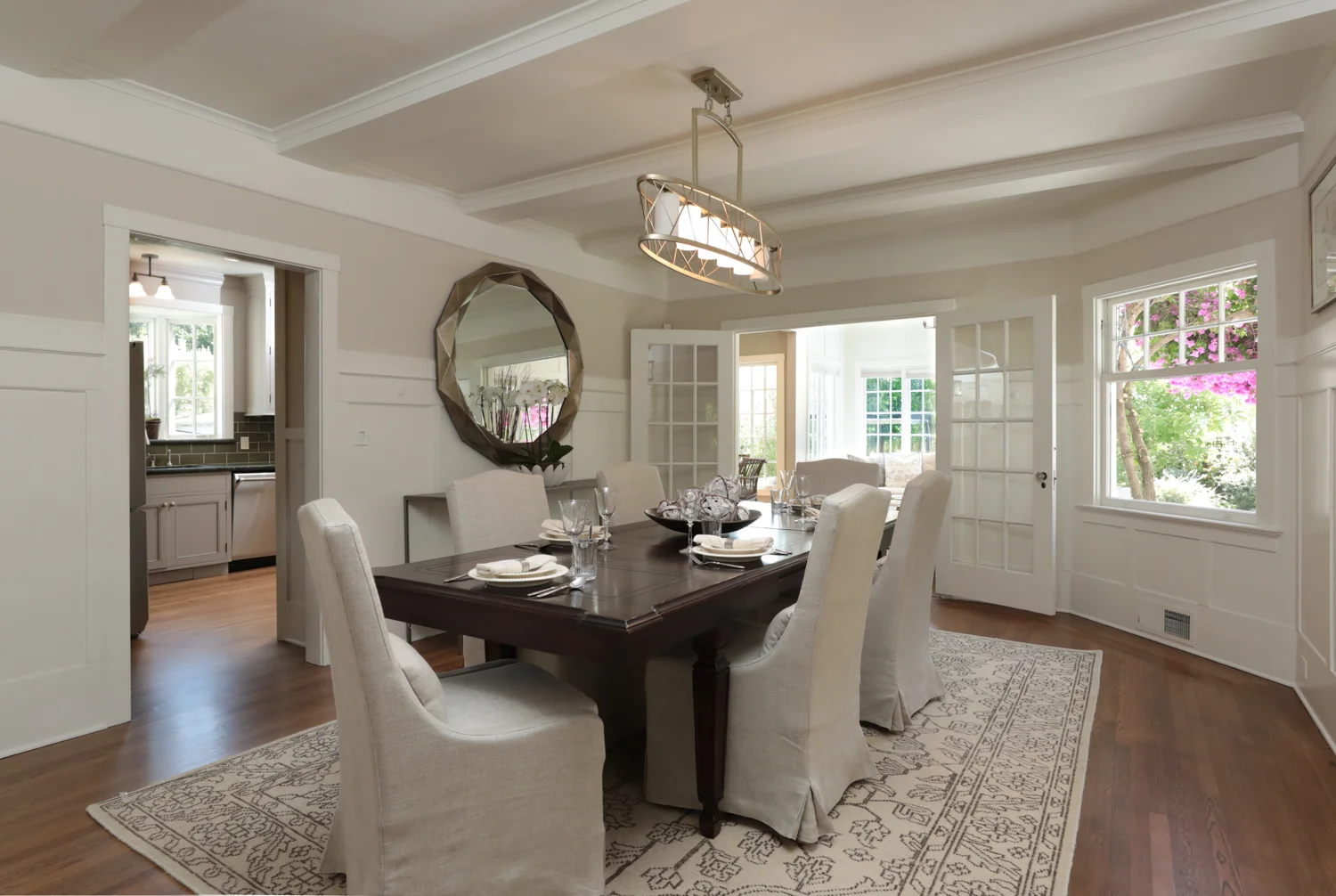 Interior 725 University Blu Skye Media-8545-EditMLS.jpg