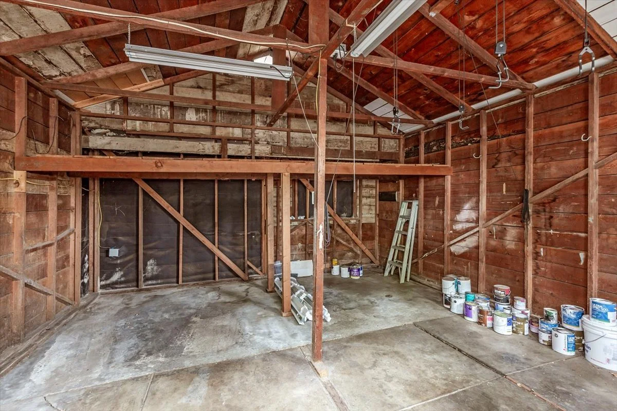 40-Garage.jpg