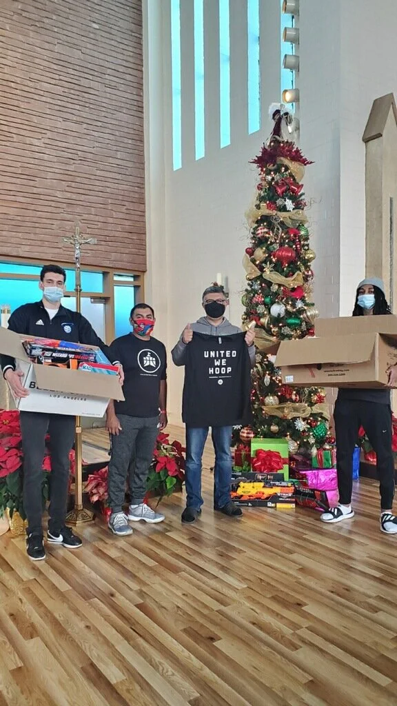 TBE delivers toys to local homeless shelters