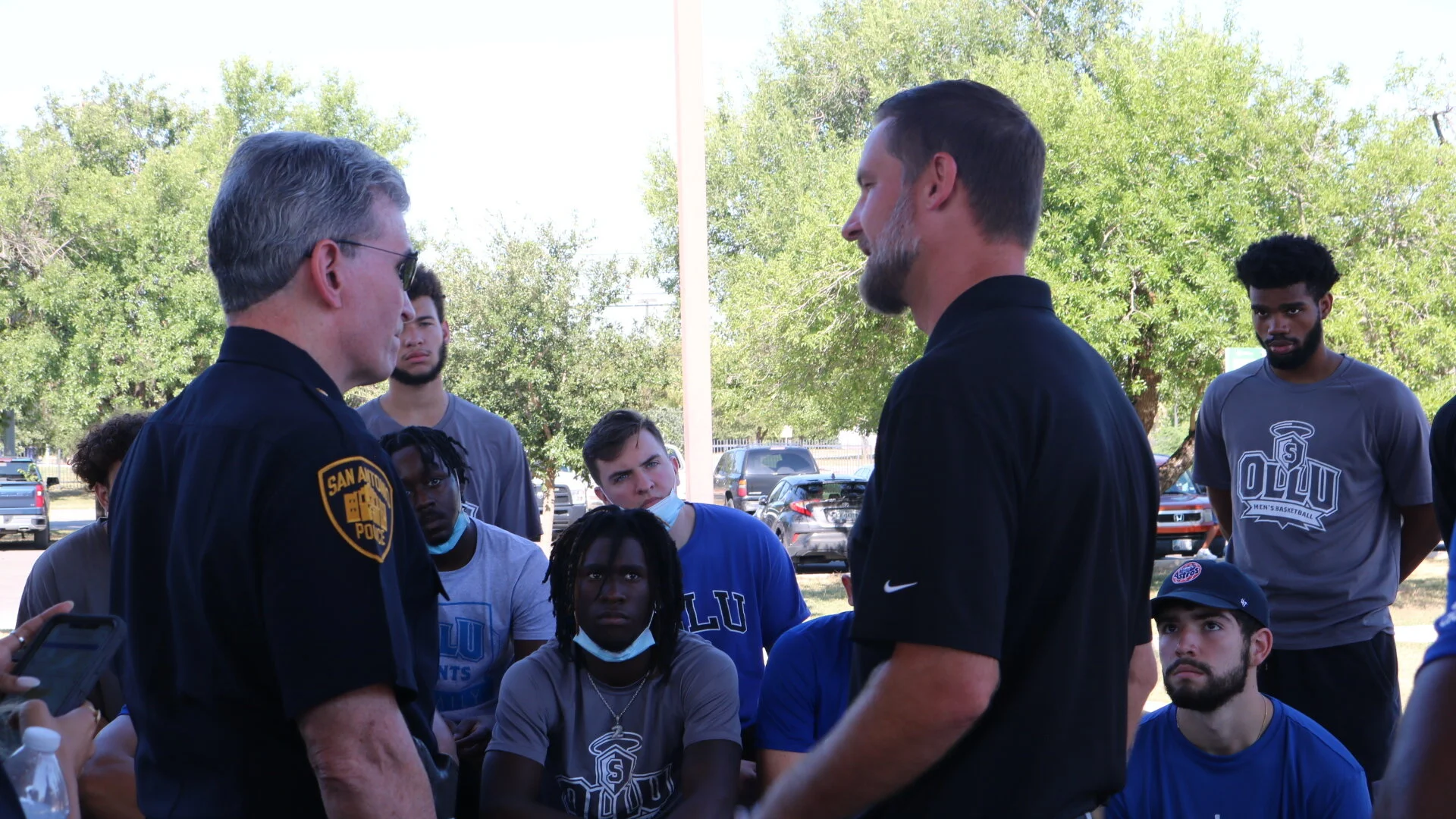 Inaugural Hoopin' with Heroes community event draws crowd, inspires unity