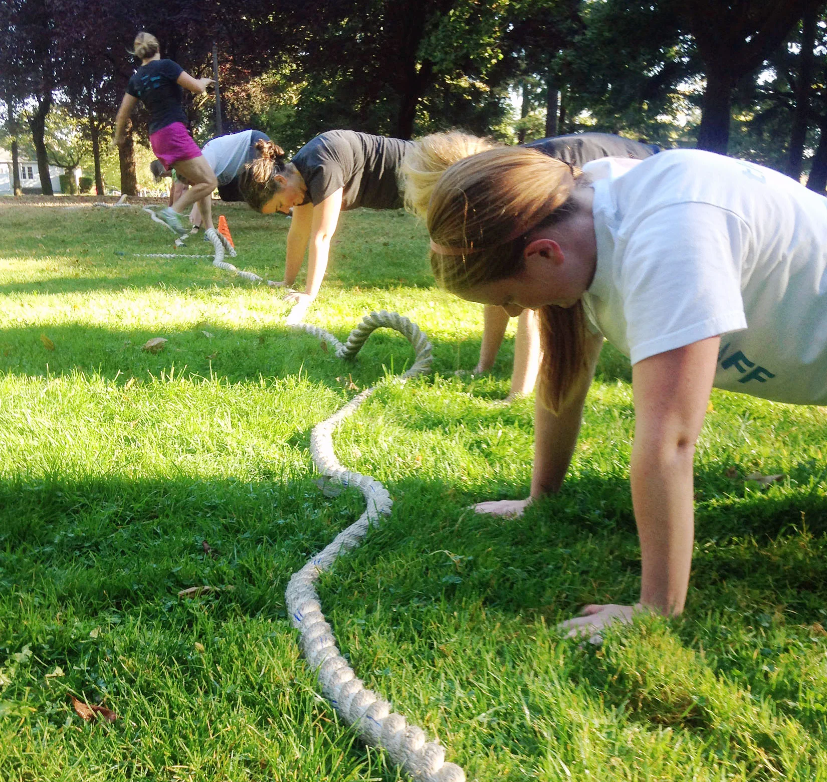 Strong-Team-Rope-Relay.jpg