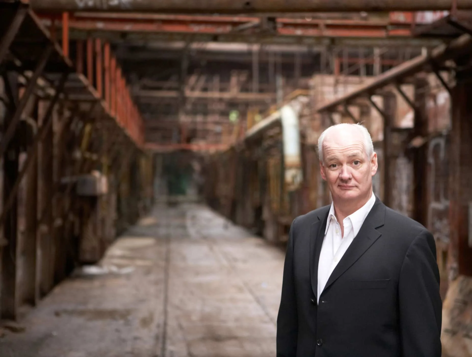 Colin Comes Home: An Interview with Colin Mochrie