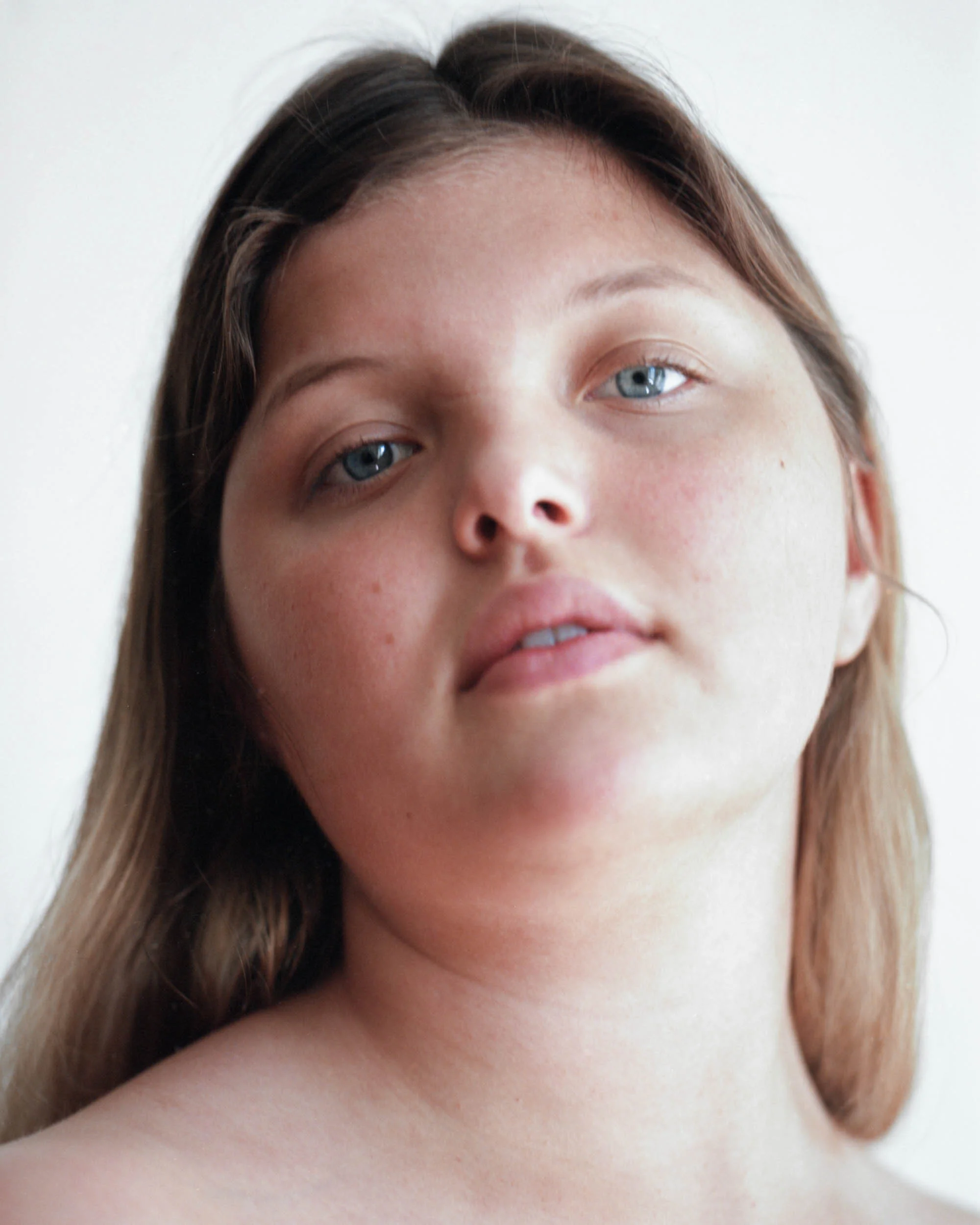 Kamy (2017) Medium Format Film