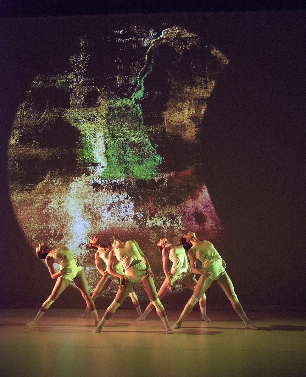 Wen Wei Dance in Ying Yun, photo by Chris Randle