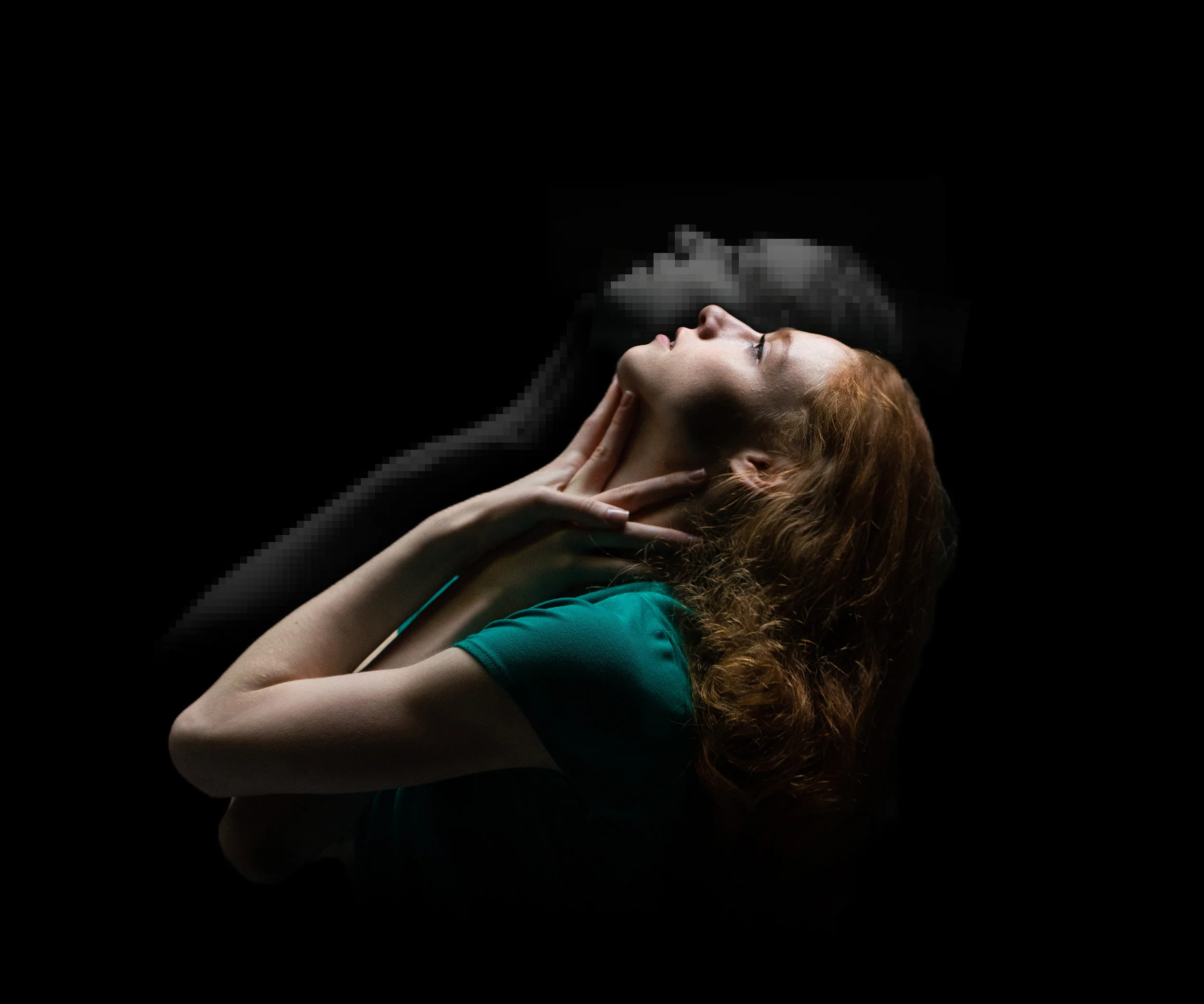 Hologram dancers haunt the stage for the world premiere of @giselle