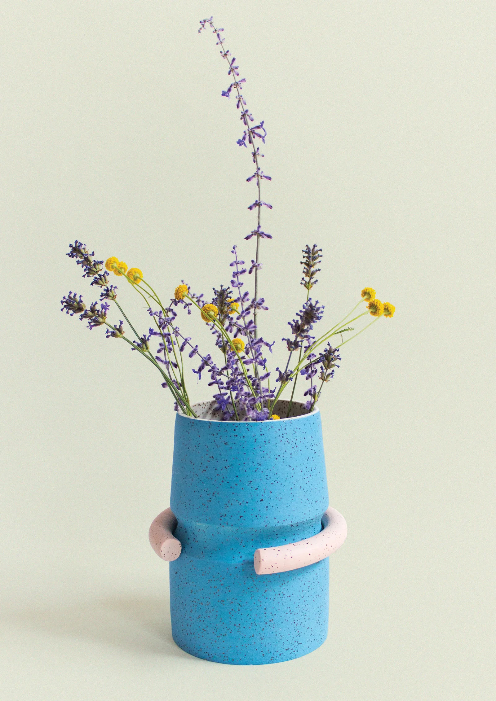 Meet October’s Featured Artist: Lindsey Hampton&nbsp;