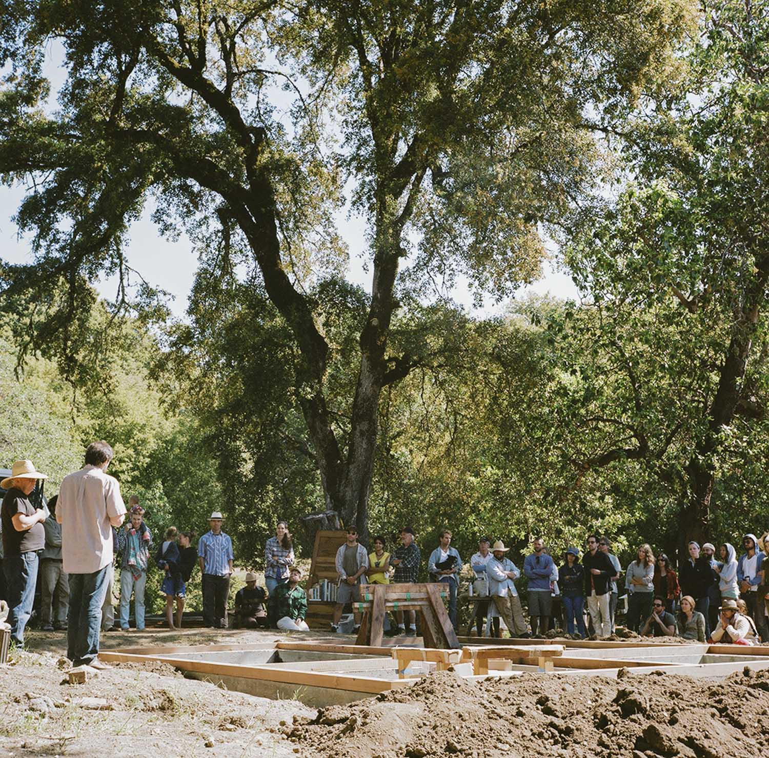 Barnraising_byTerriLoewenthal3.jpg