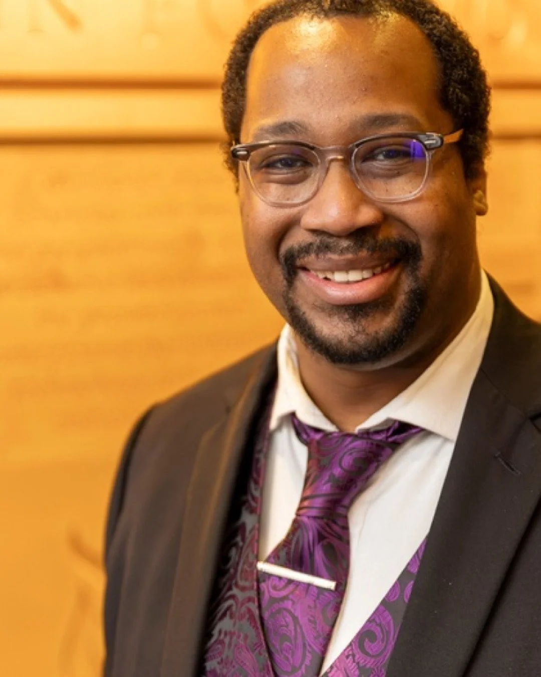 Join us this Sunday, as guest minister, Rev. Kenneth Nixon Jr., contemplates the 'inconvenience of grace.' Drawing from both Christian and Universalist traditions that affirm the inherent worth and dignity of every person, he'll examine how our disco