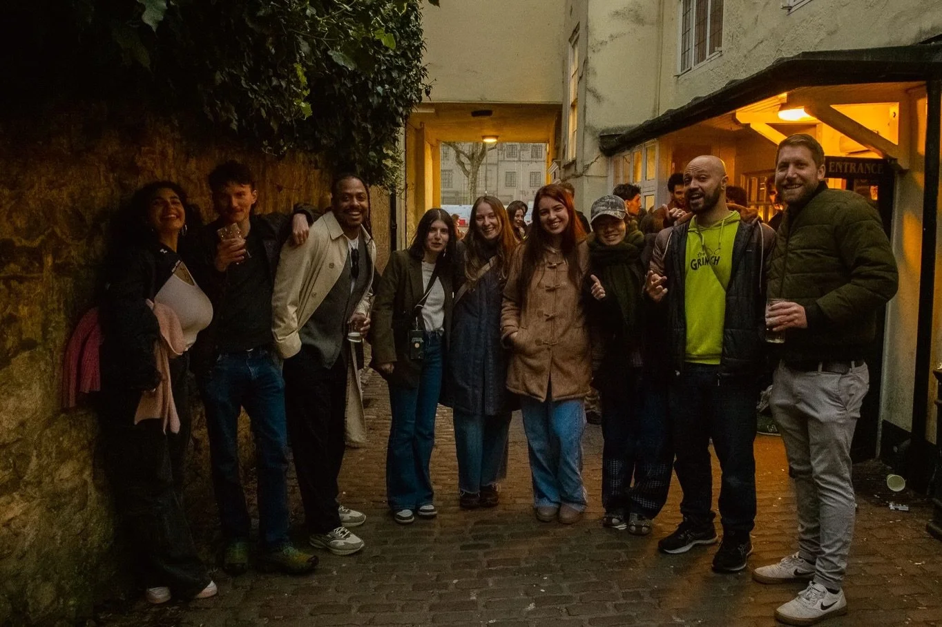An evening out in Oxford with lovely people🥰

#hostellife #oxfordhostel #backpackers #travelling #international