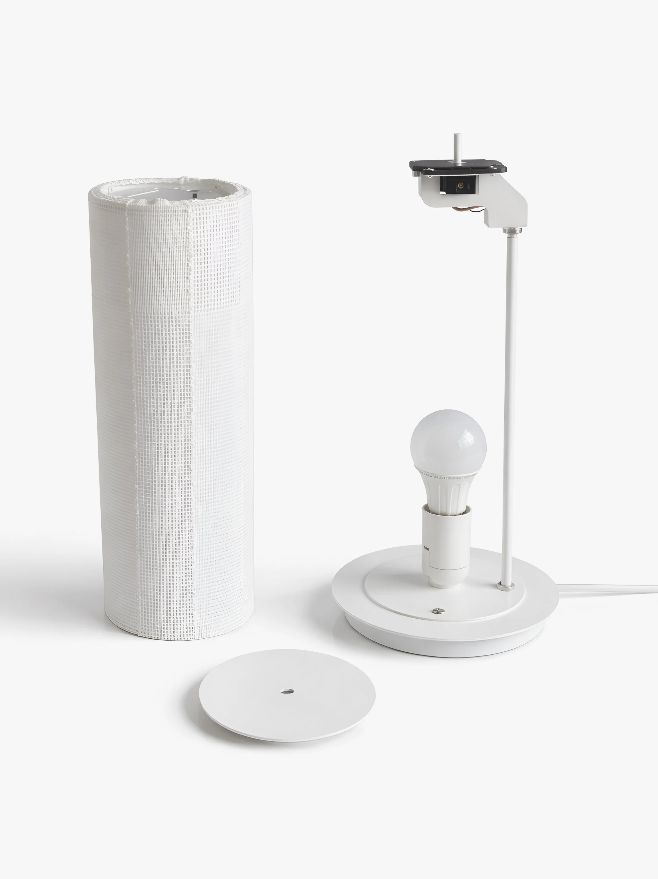 Componentes de lámpara desarmada copia (fondo gris).jpg