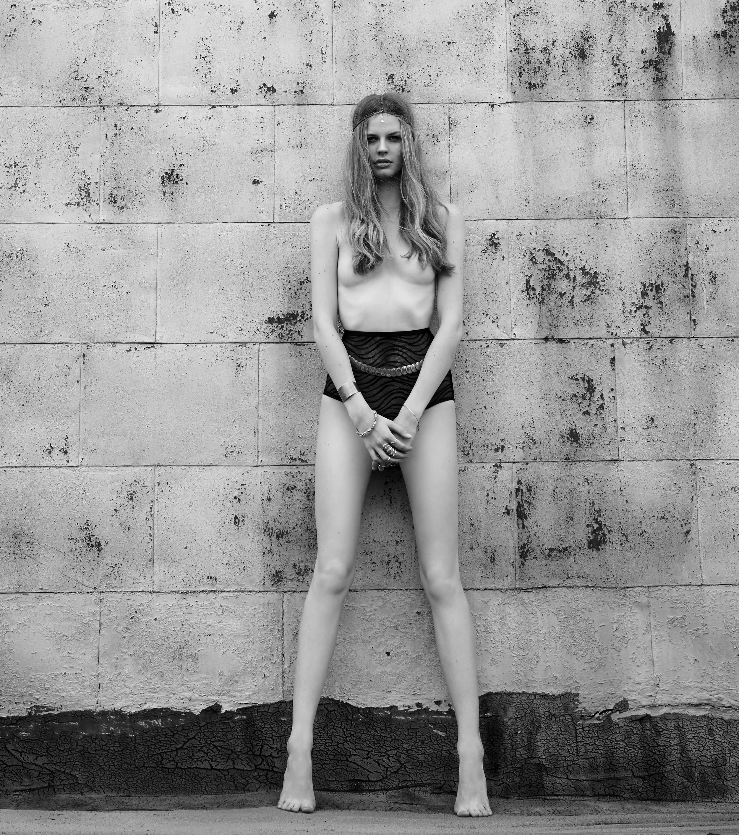 2Y5G5113_kat_B&W.jpg