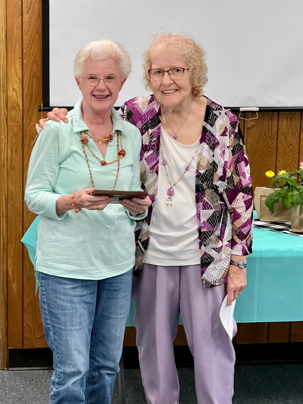 Volunteers of the Year (2019): Linda &amp; Bob Rivers