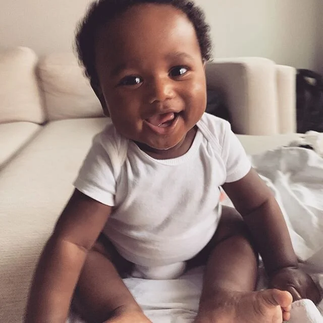 Look who is sitting up on their own &mdash; this baby.