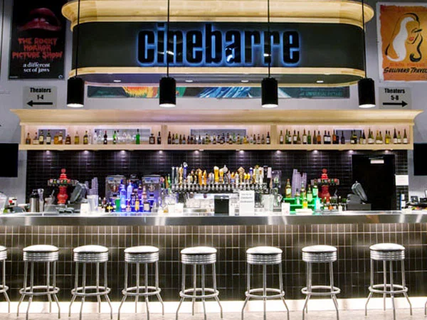 issaquah_bar-web.jpg
