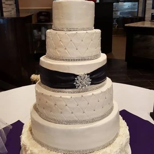 Creative Cakes by Mindy