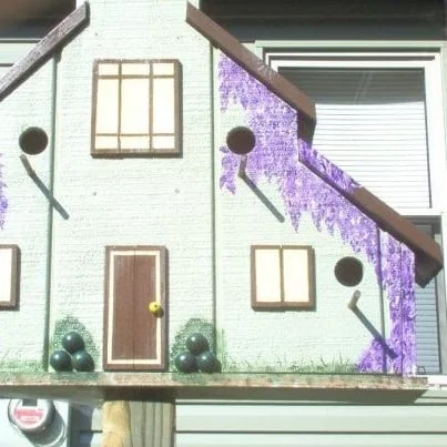 Bird House Cafe