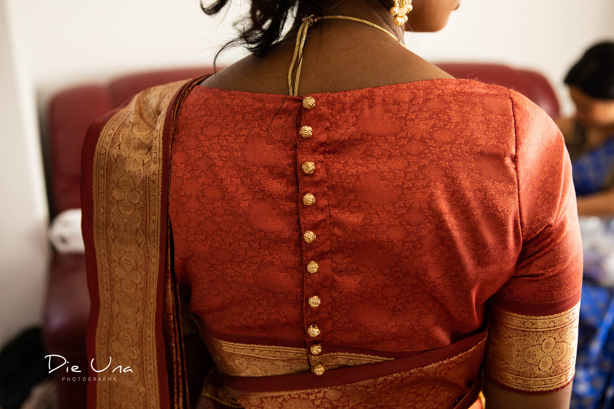 detail shot of the back of saree Sri Lankan bride is wearing.jpg