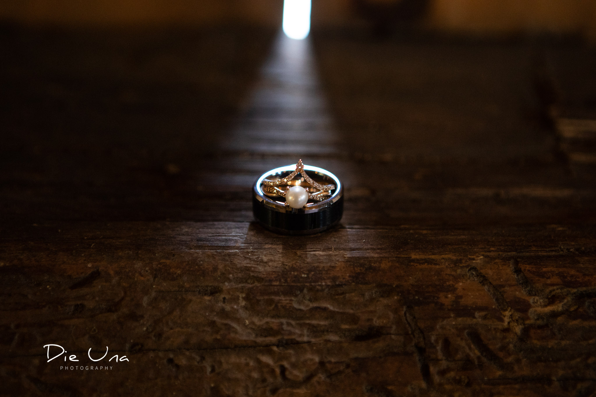 detail wedding ring photography.jpg